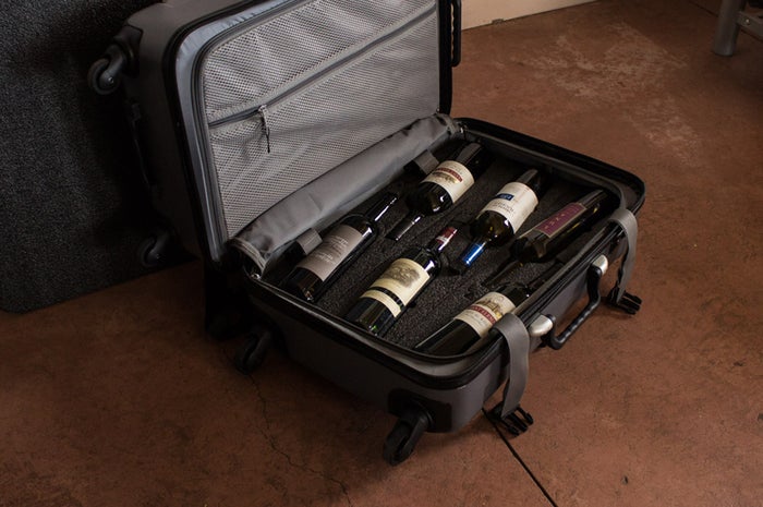 vino voyage suitcase