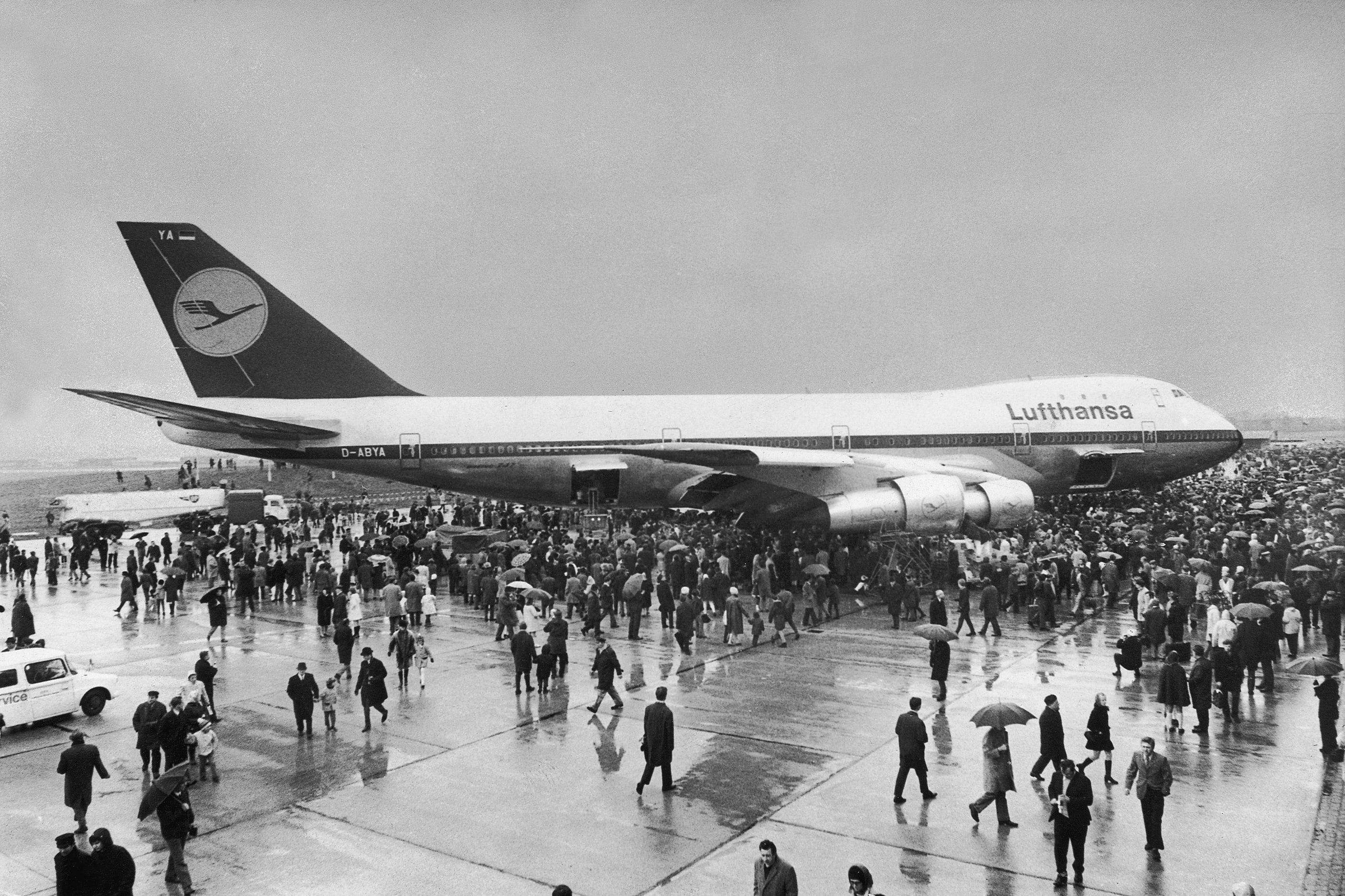 Lufthansa Boeing 747 / Hamburg