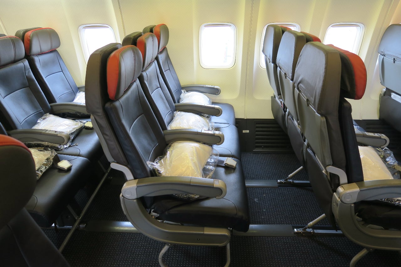A Review of American Airlines 757200 Main Cabin Extra