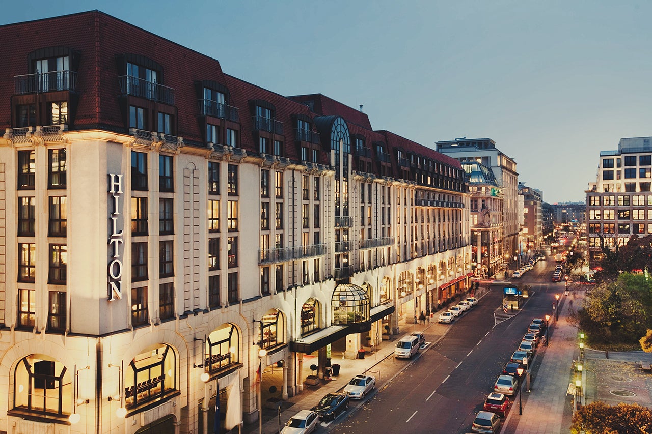 hilton hotel berlin exterior