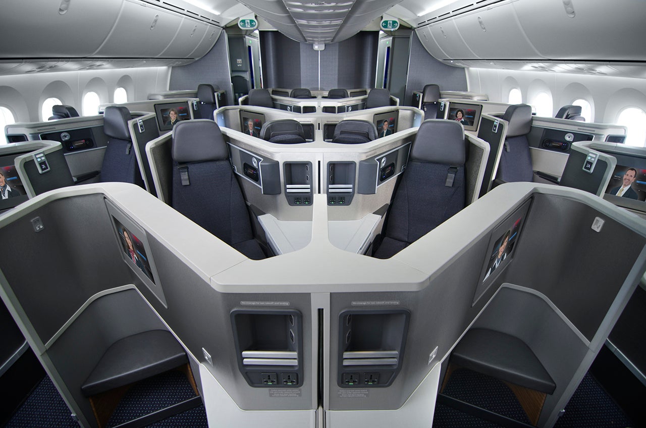 American Airlines_Aircraft-Interiors-AA787-First-Class-Cabin