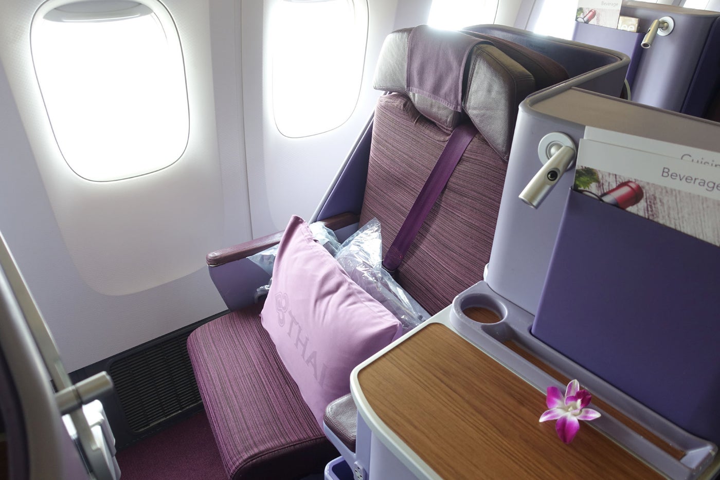 What Its Like To Fly In Business Class On Thais 777 300er 6539