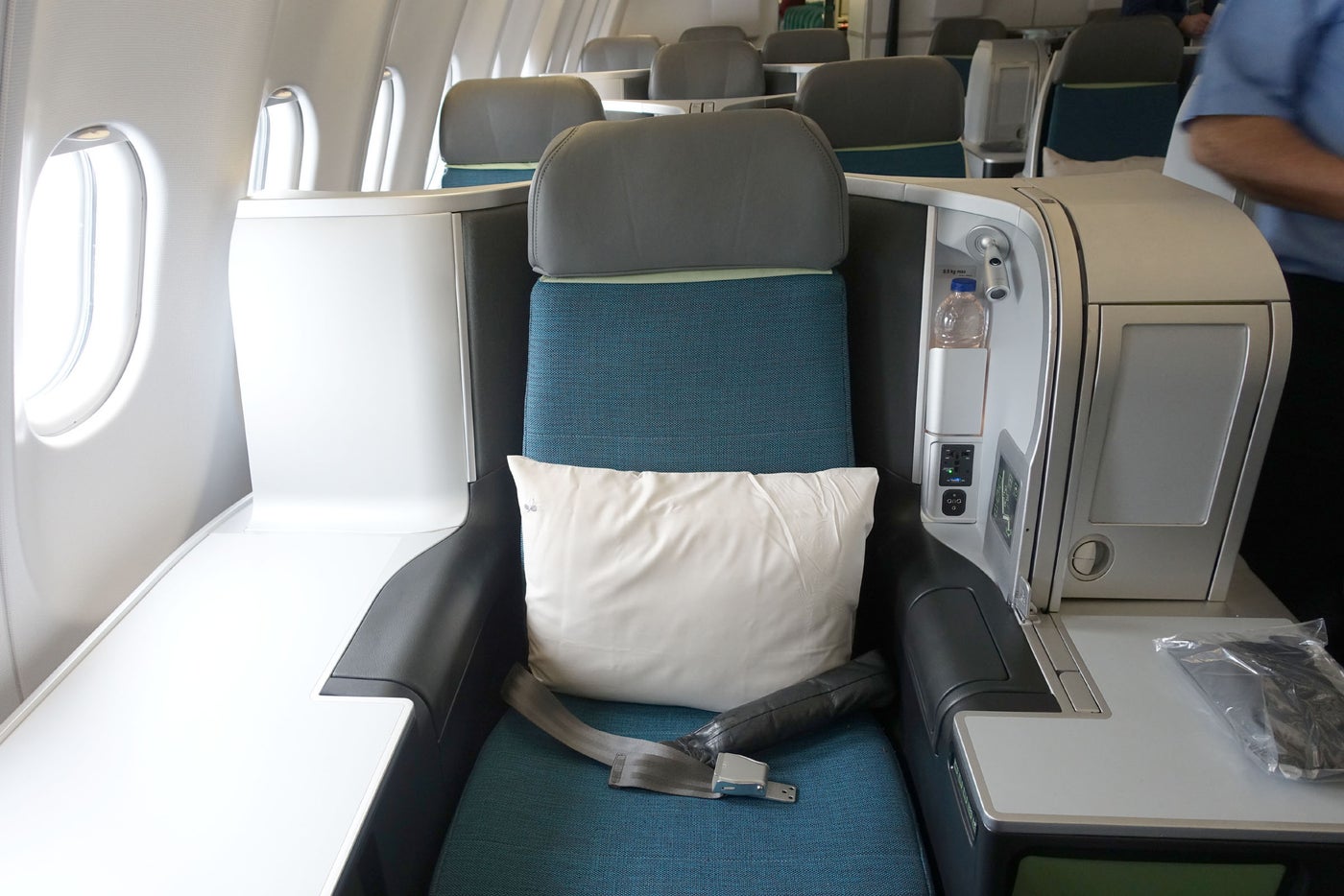 Review: Aer Lingus (A330) Business Class From Dublin to NYC