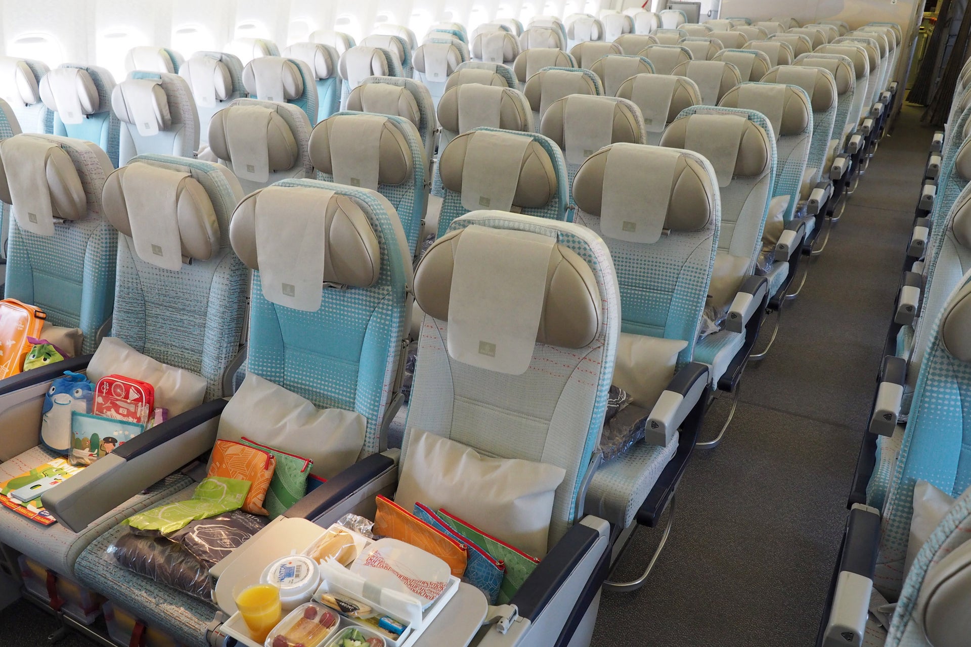 Emirates Quietly Reduces Economy Baggage Allowance The Points Guy