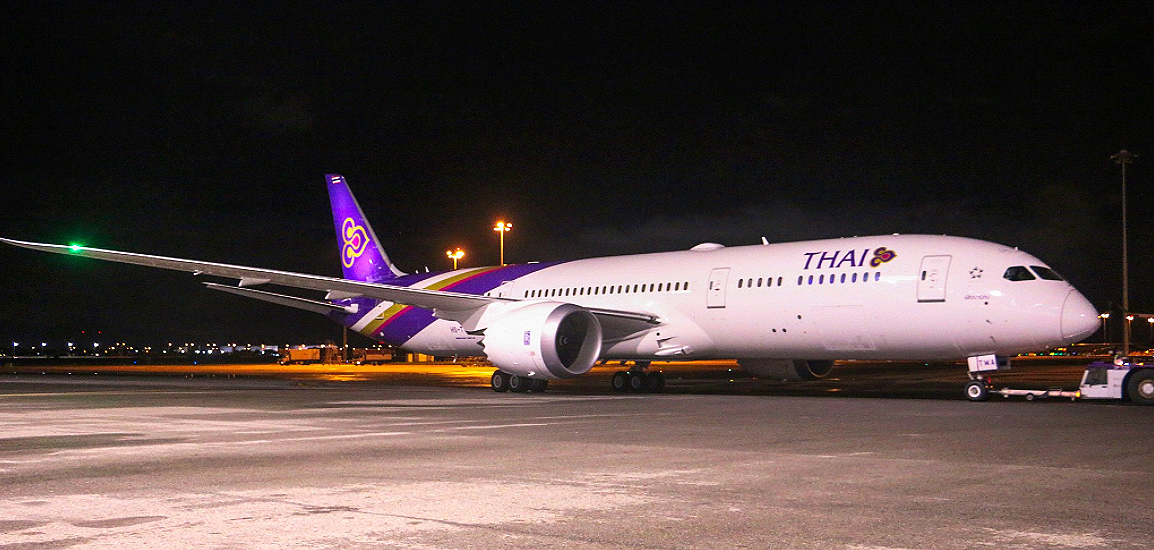 Боинг 787 Thai. Boeing 787-9 Thai Airways. Боинг в Паттайе. Как в Boeing 787-9 Thai Airways.