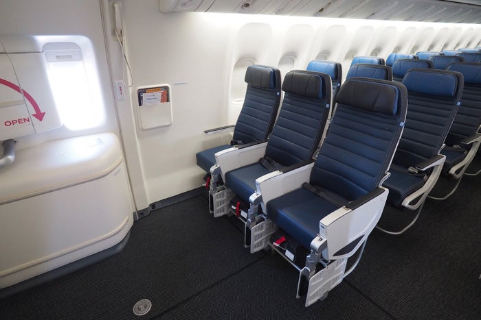 Where To Sit On United’s New 777-200: Economy And Economy Plus