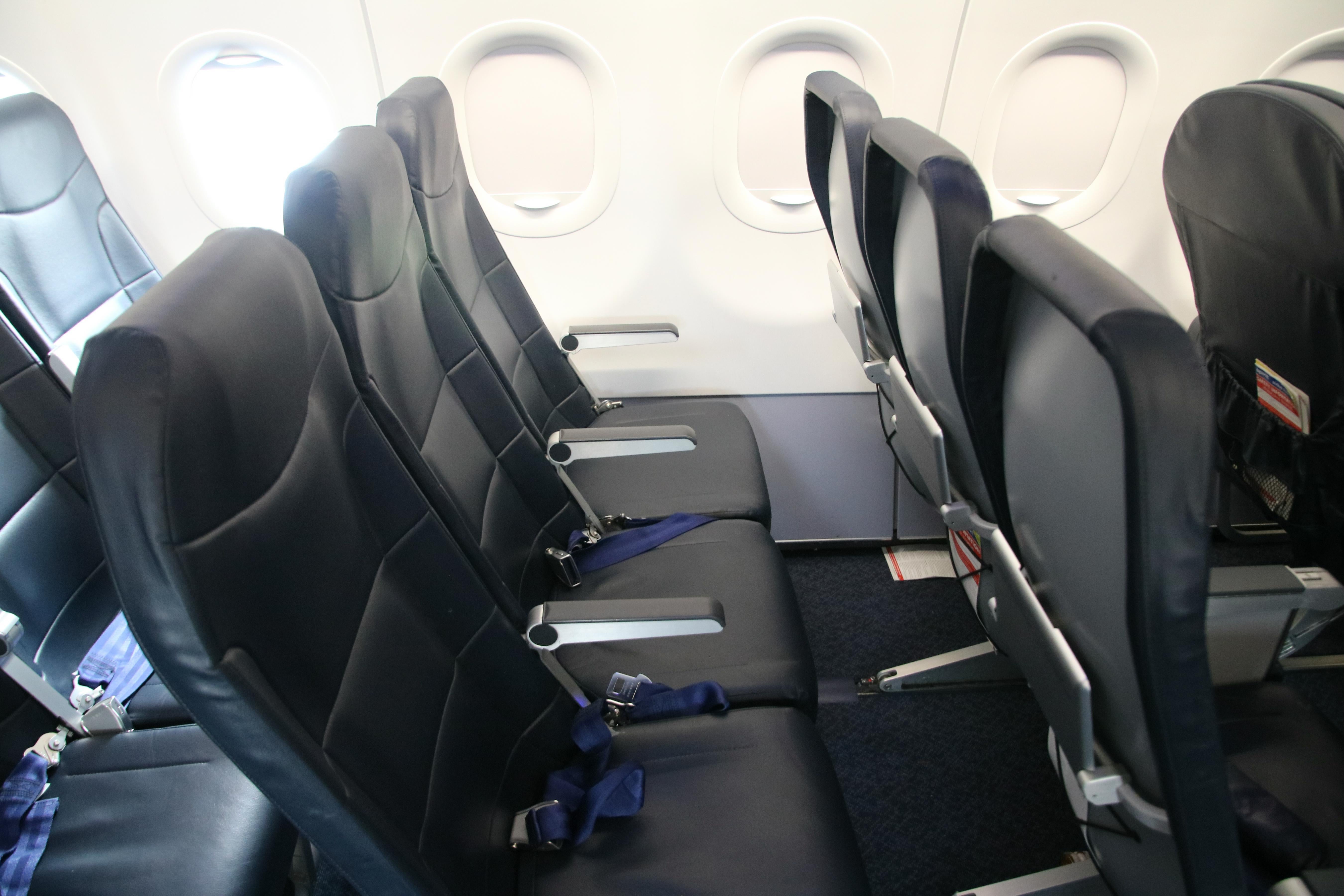 Review: Spirit Airlines (A321) Big Front Seat ORD-OAK