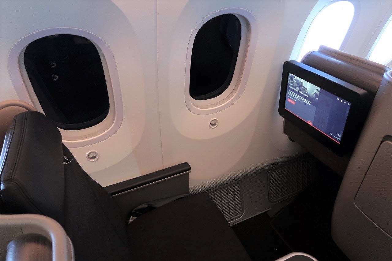 Review Qantas (7879) Business Class From Melbourne to Perth