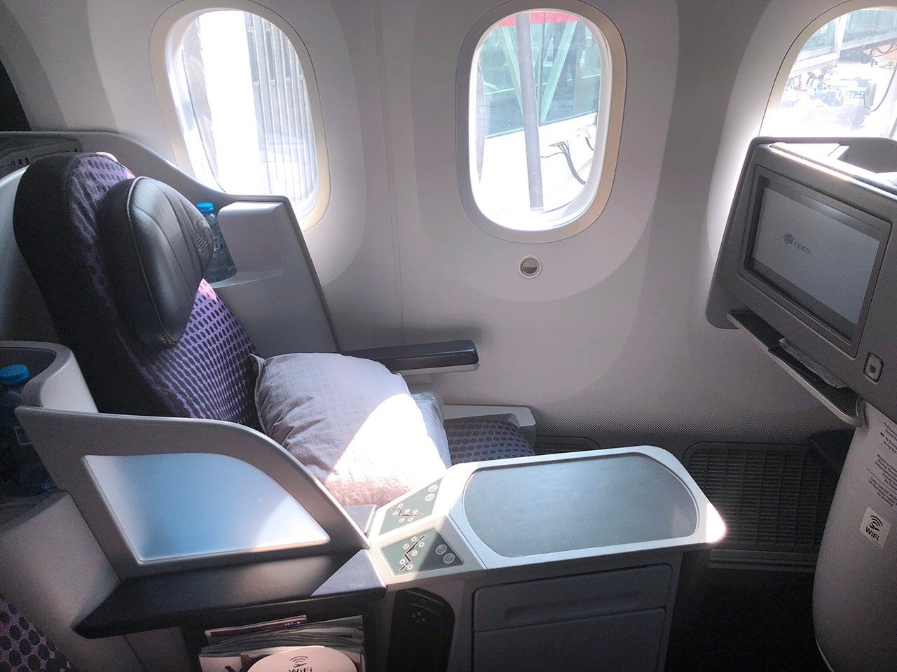 Review: Aeromexico (787-8) Business Class From MEX to SCL