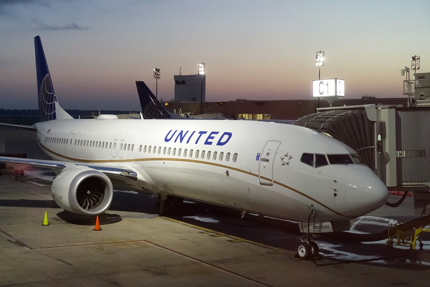 Review: United 737 MAX 9 Economy Plus From Houston to Orlando