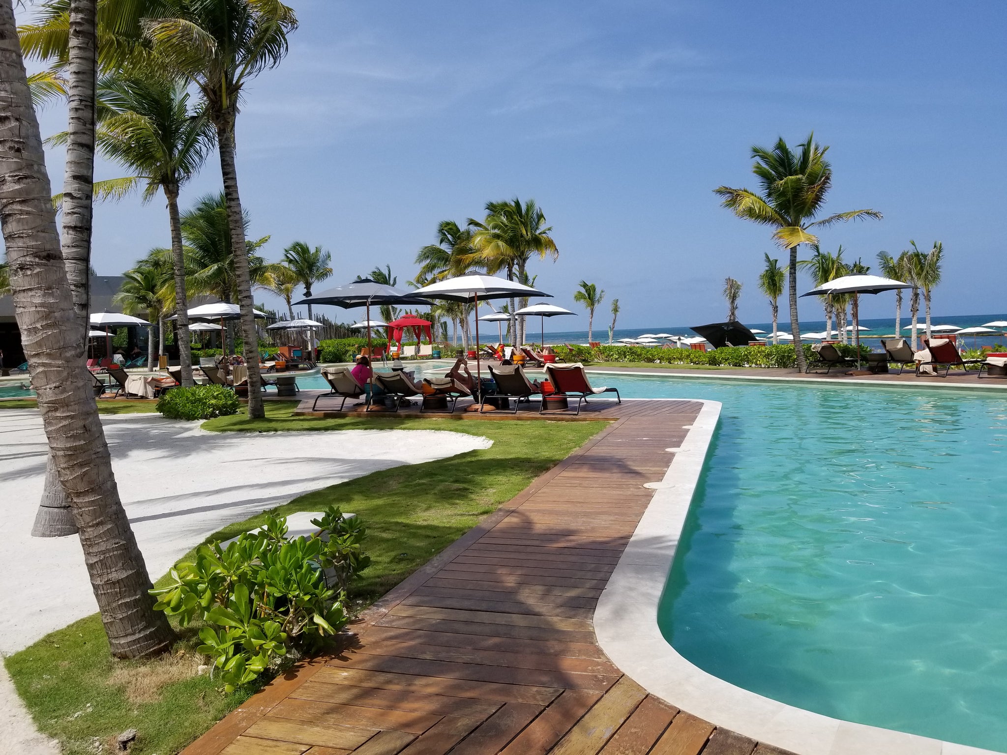 7 familyfriendly resorts you can book with points in Mexico’s Riviera