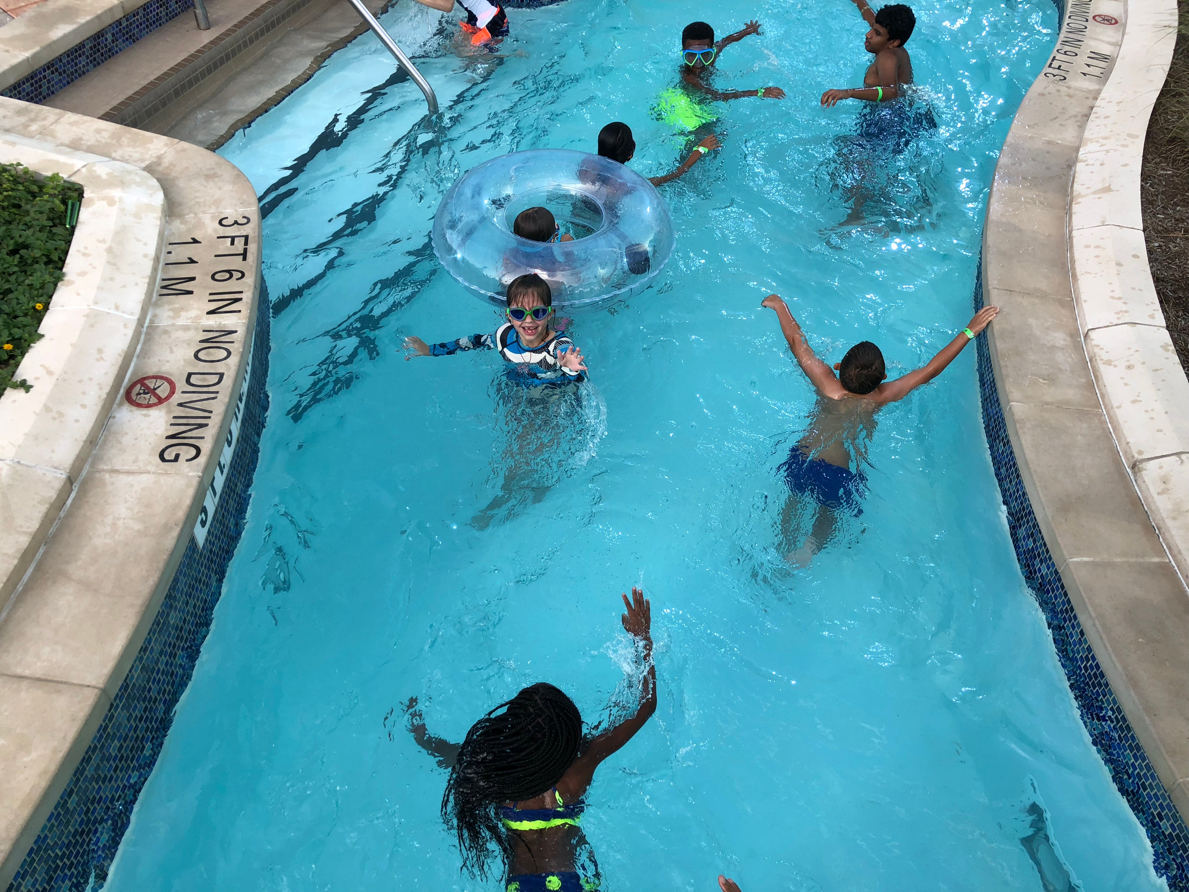 This Texas Lazy River is the Biggest Pool in Pro Sports - FanBuzz