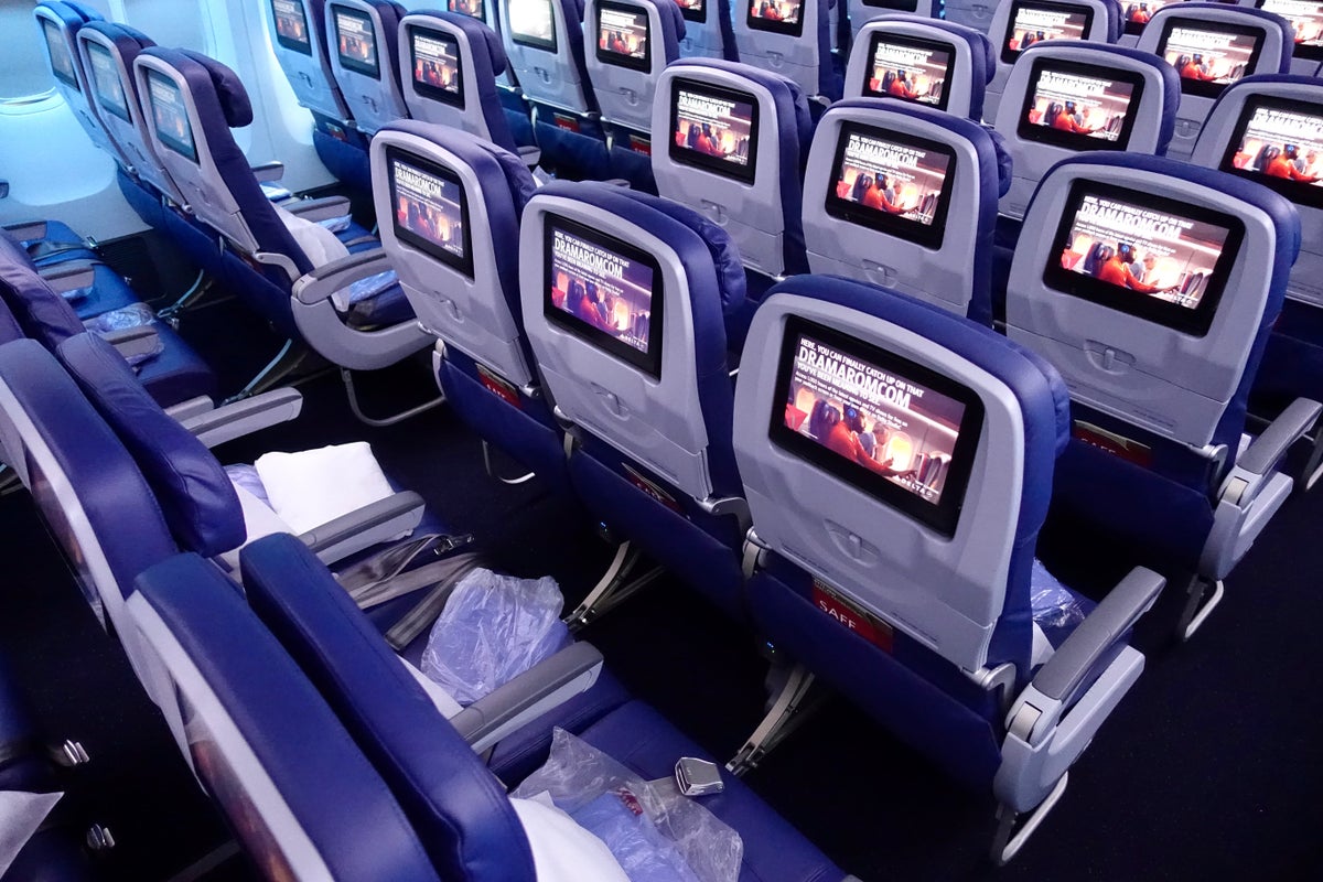 Why Less Is More on Delta's Refreshed 777-200ER - The Points Guy