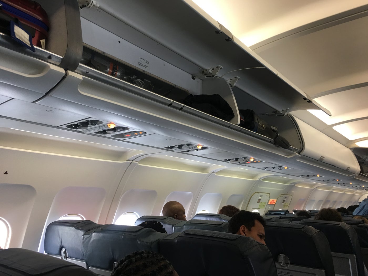 Review TAP Air Portugal (A320) Economy From Lisbon to Accra