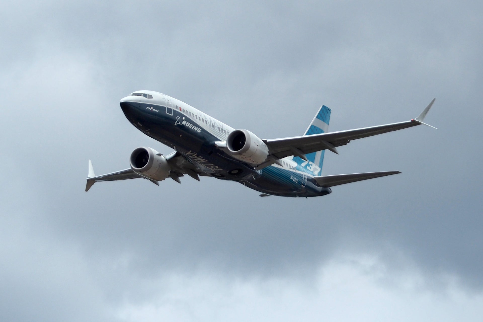 Safety Experts Weigh in on the Boeing 737 MAX - The Points Guy