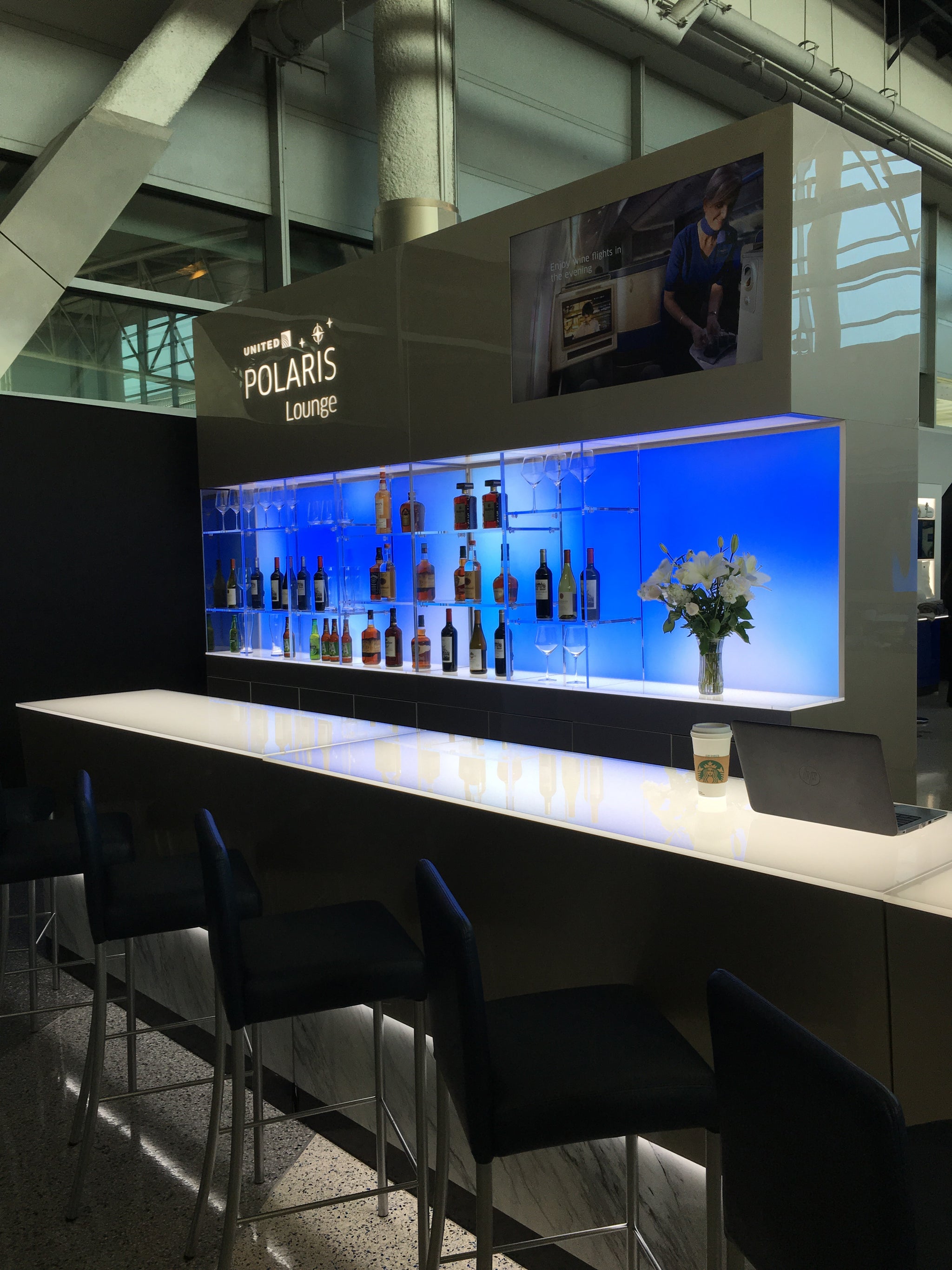 First Hand Look at the New United Polaris Business Class Experience
