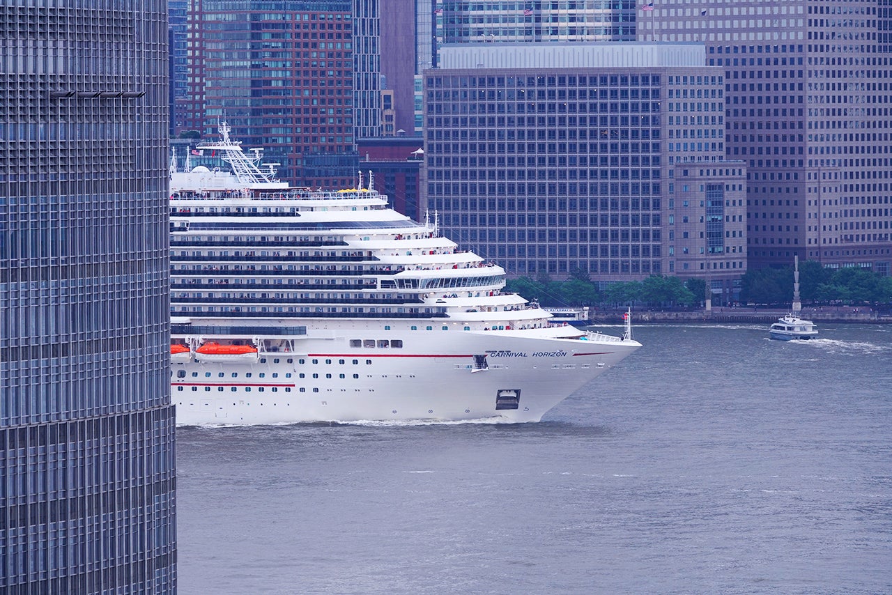 carnival horizon
