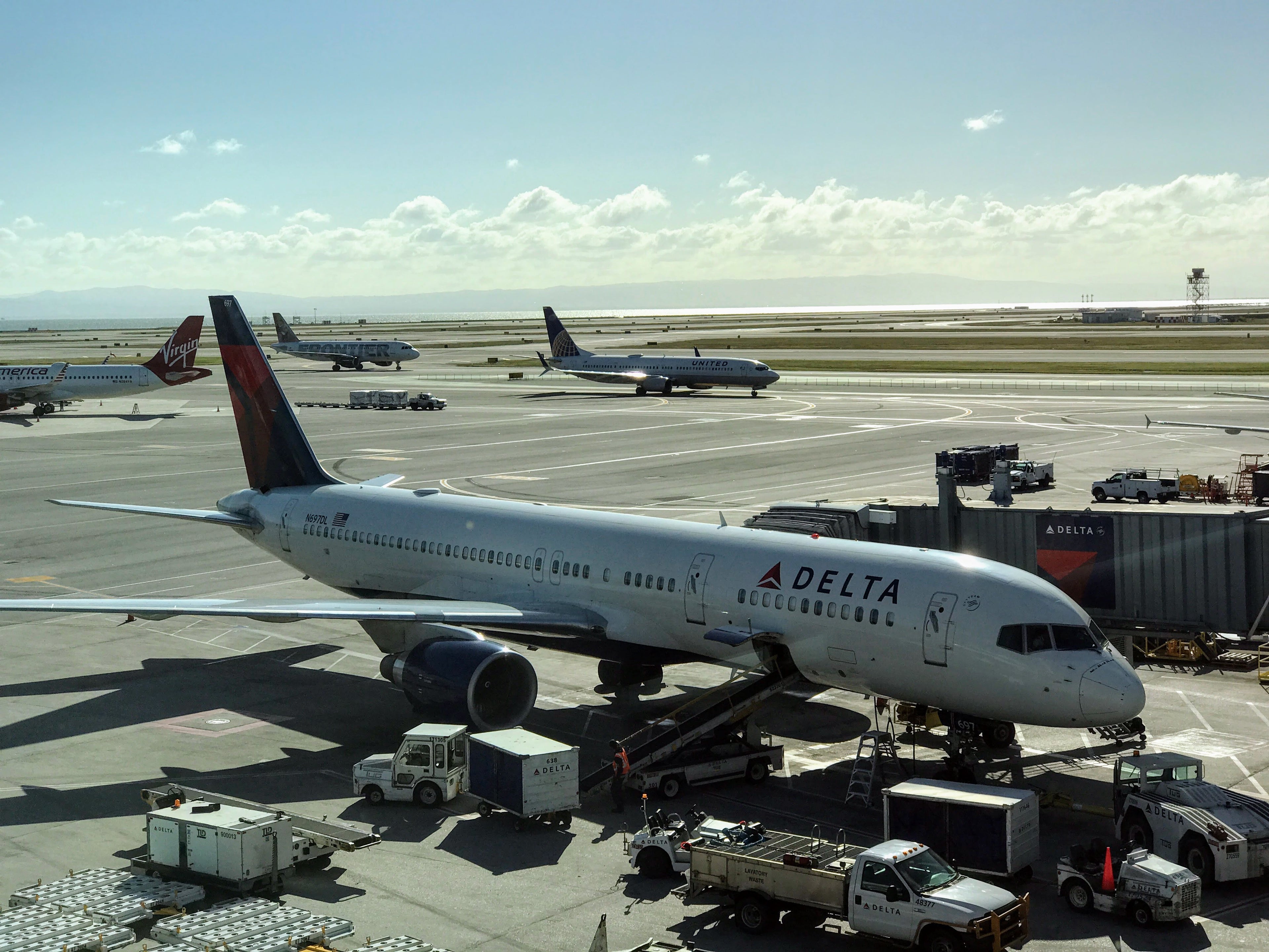 Delta 757 Parked at San Francisco Airport (SFO)