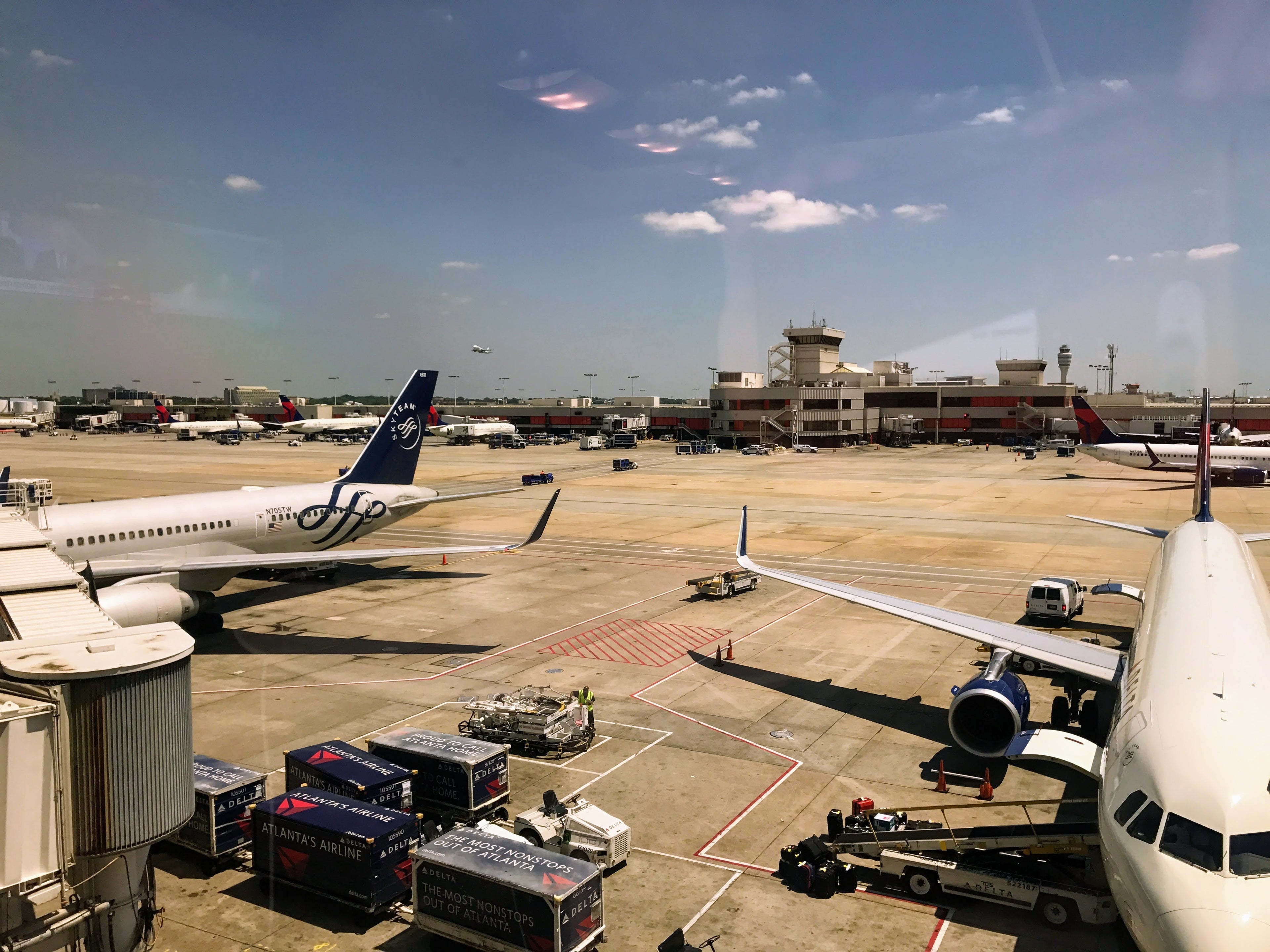 SkyTeam Flight and Delta at ATL Airport