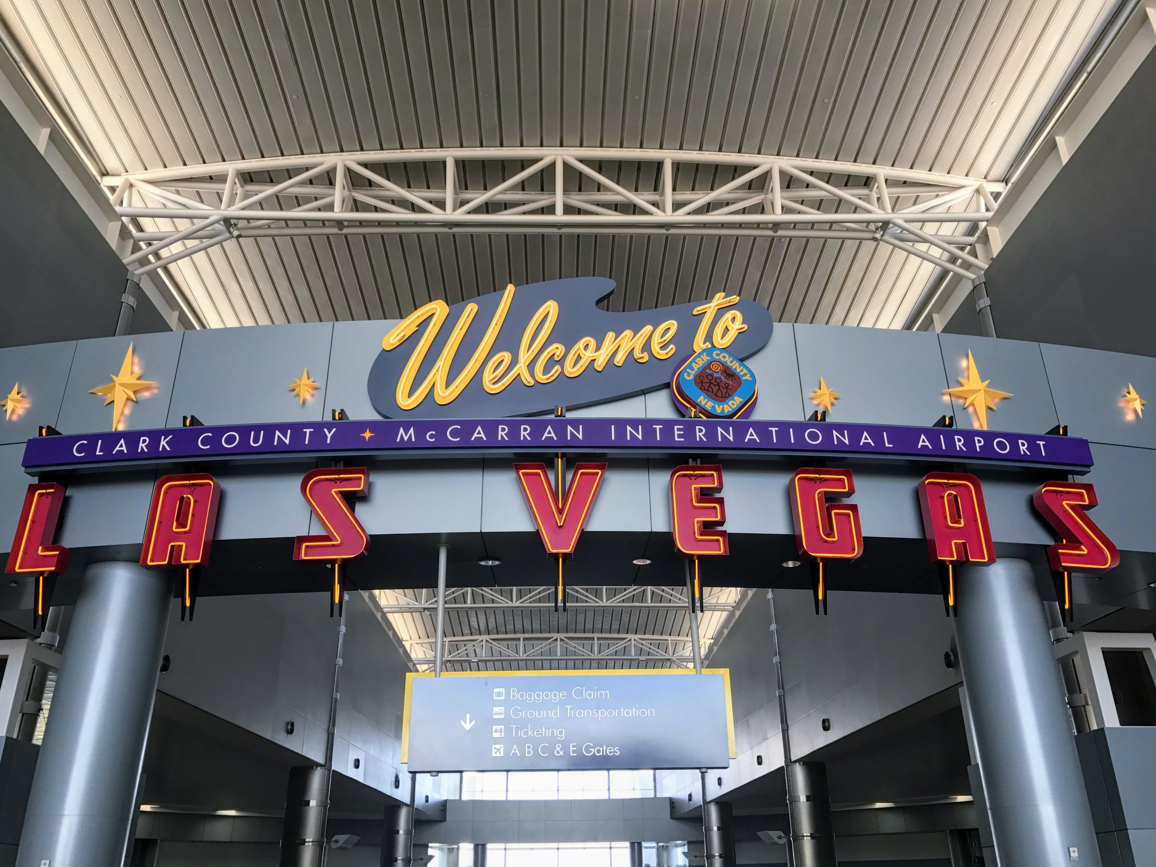 Welcome to Las Vegas - McCarran International Airport (LAS)