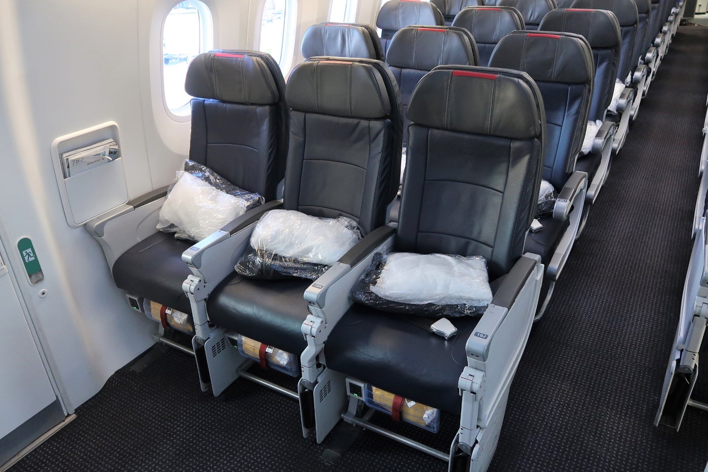 Review Aa 787 8 Main Cabin Extra From Ord To Pek