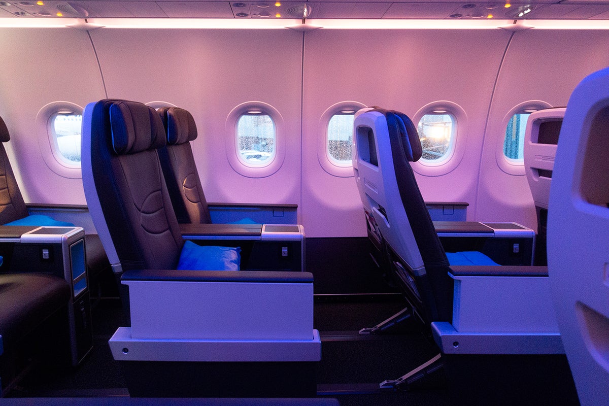 Review: Hawaiian Airlines First on the A321neo From PDX to OGG - The ...