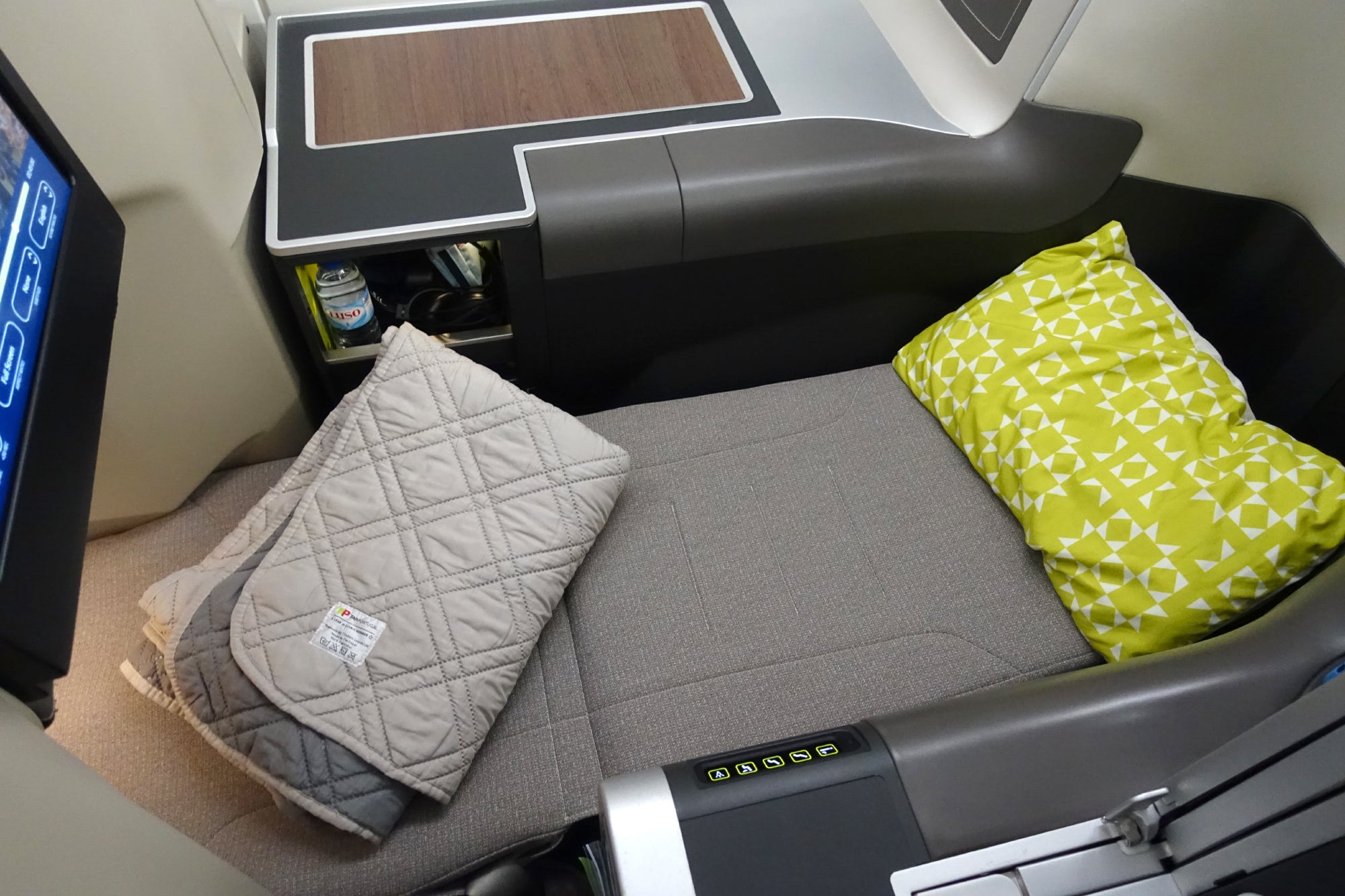 TAP Portugal A330 Business Review