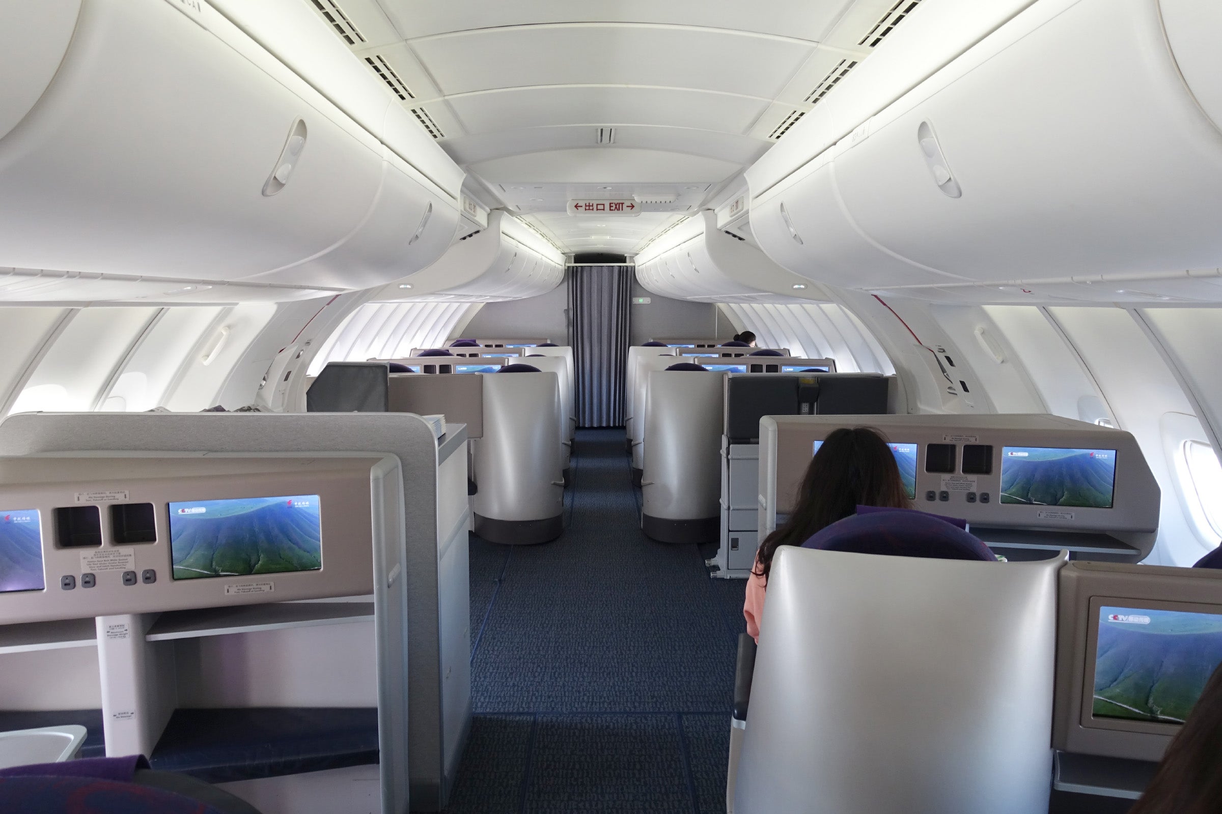 Air China 747-8 Business Class Review