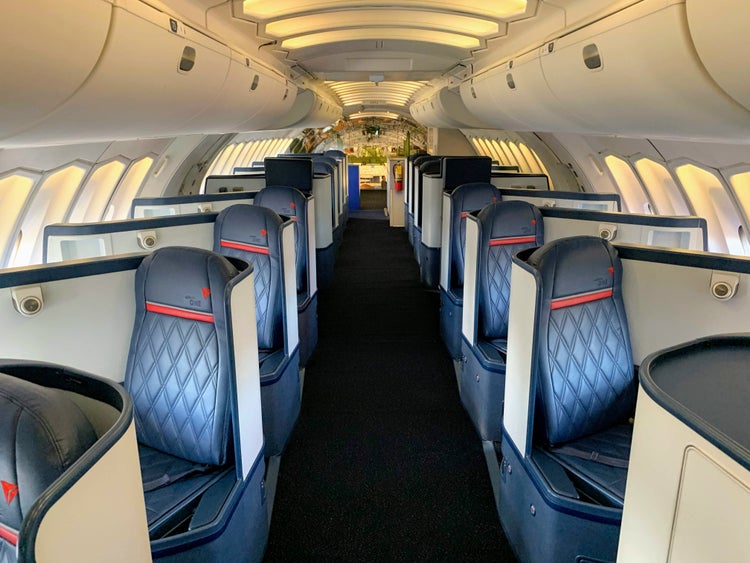 Silver Lining: Delta's Upgrade with Miles Earns MQM Bonus - The Points Guy