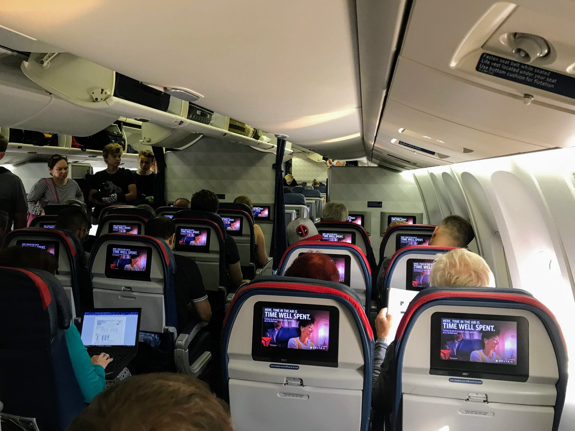 delta-s-best-planes-for-transatlantic-premium-economy-class-the