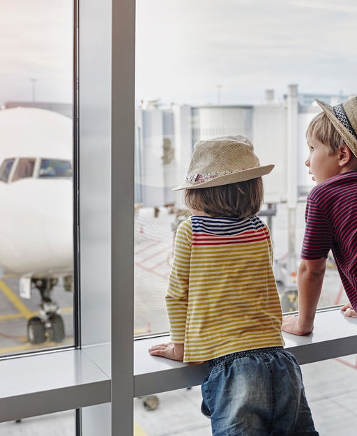 27 airlines that allow families to pool miles