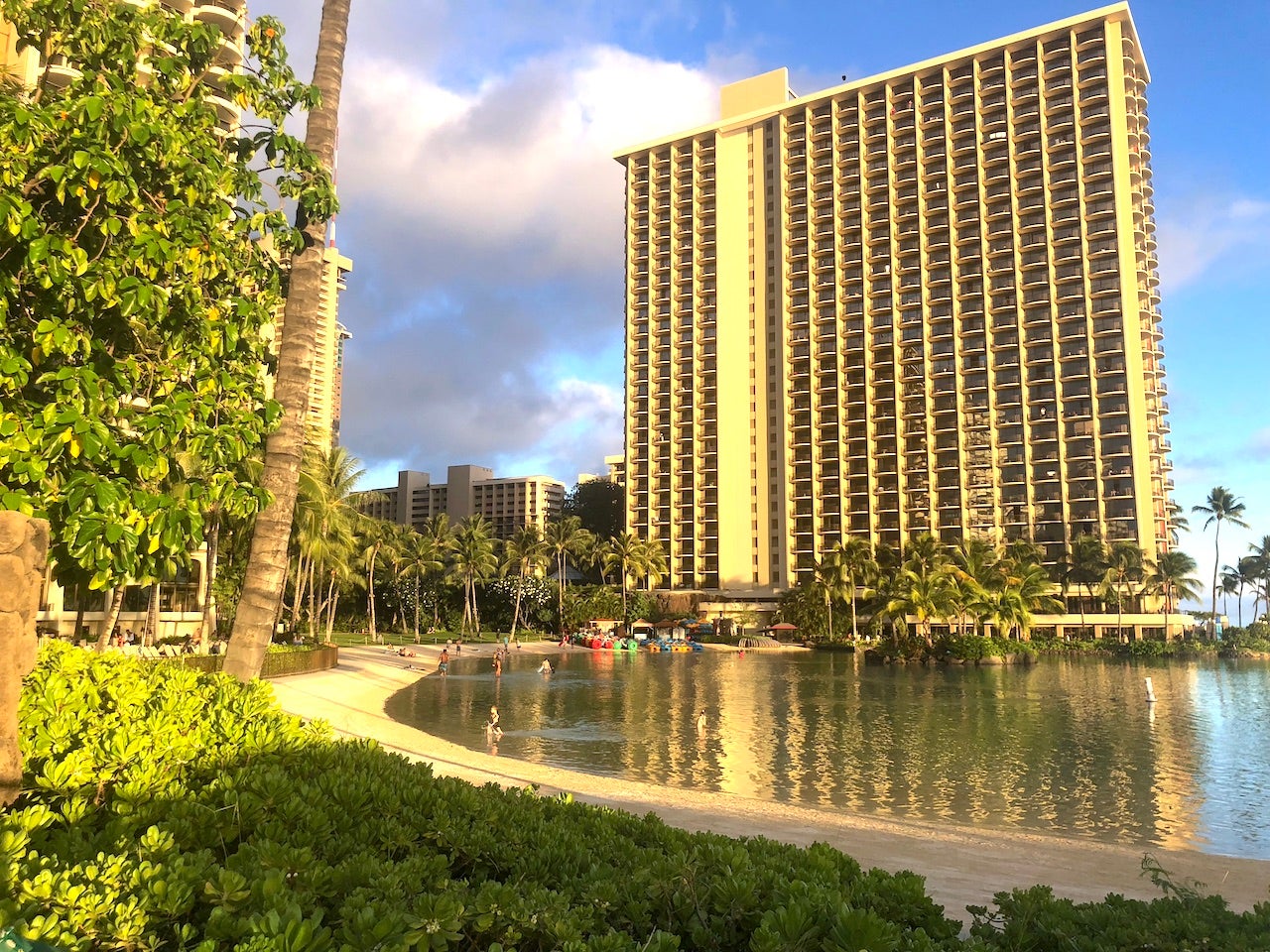 Why I Hated My Stay at the Hilton Hawaiian Village Waikiki Beach Resort