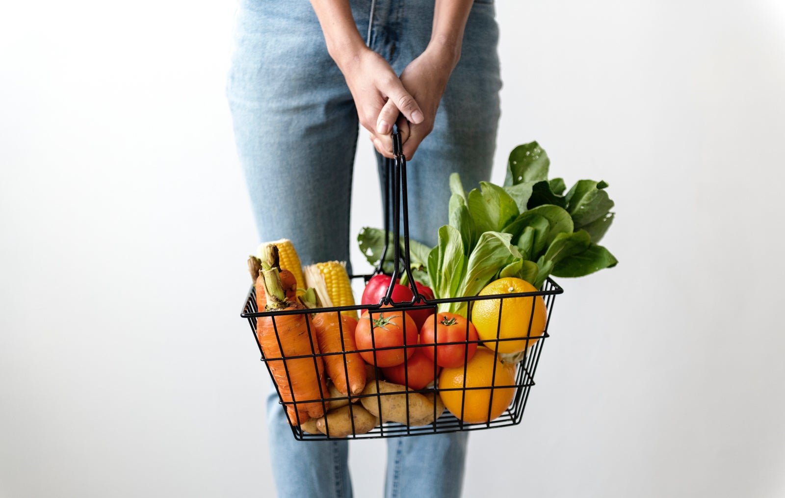 credit card for groceries_by rawpixel via unsplash-1