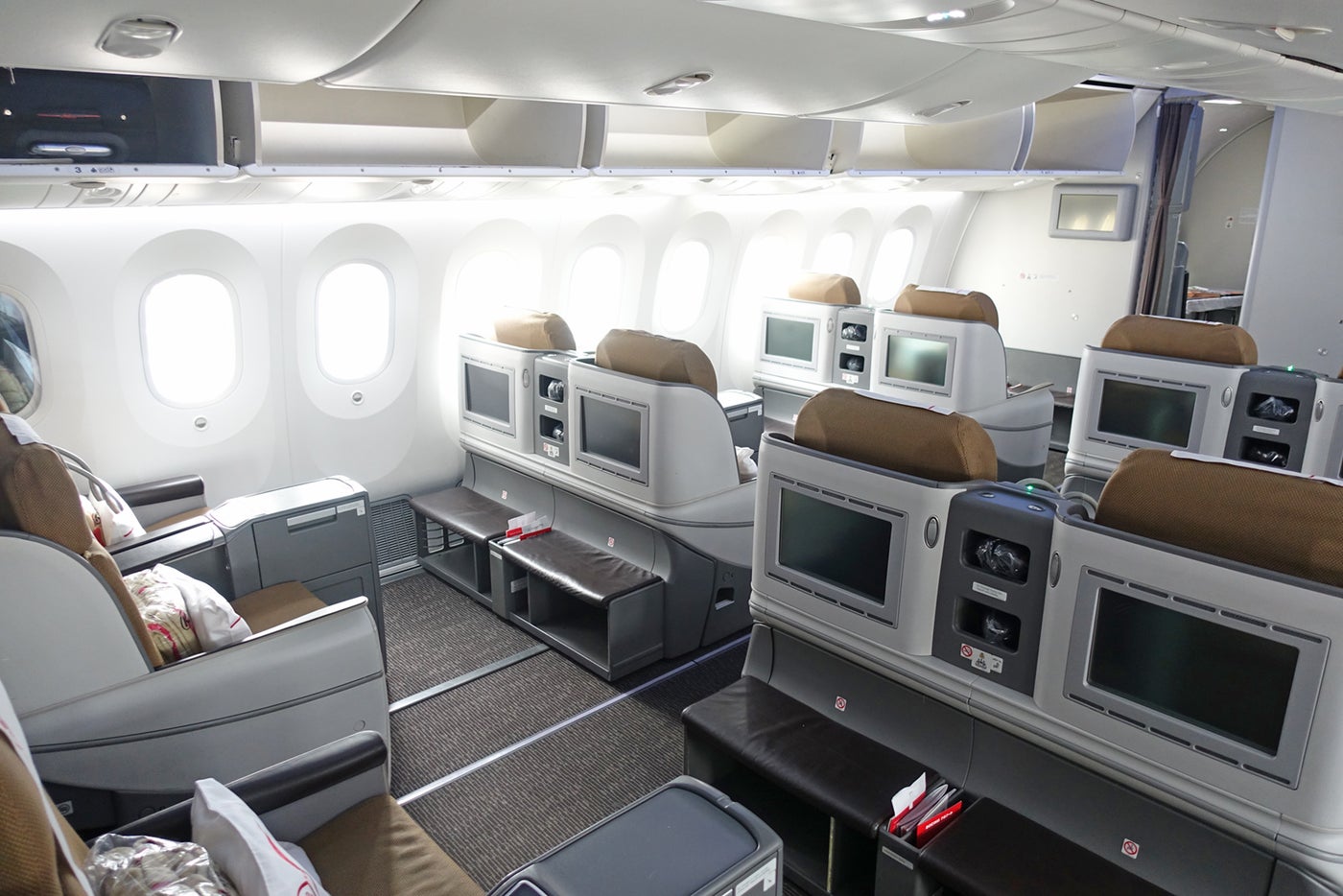 Review Kenya Airways (7878) in Business From New York to Nairobi