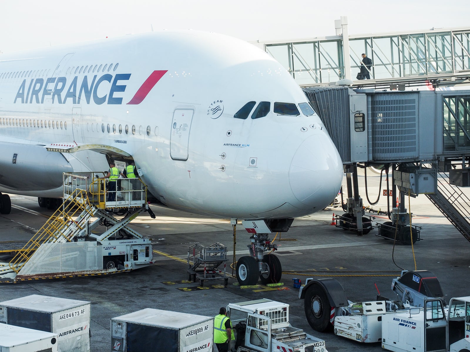 https://thepointsguy.global.ssl.fastly.net/us/originals/2018/11/Air-France-A380-CDG-to-JFK_Cotton-6.jpg
