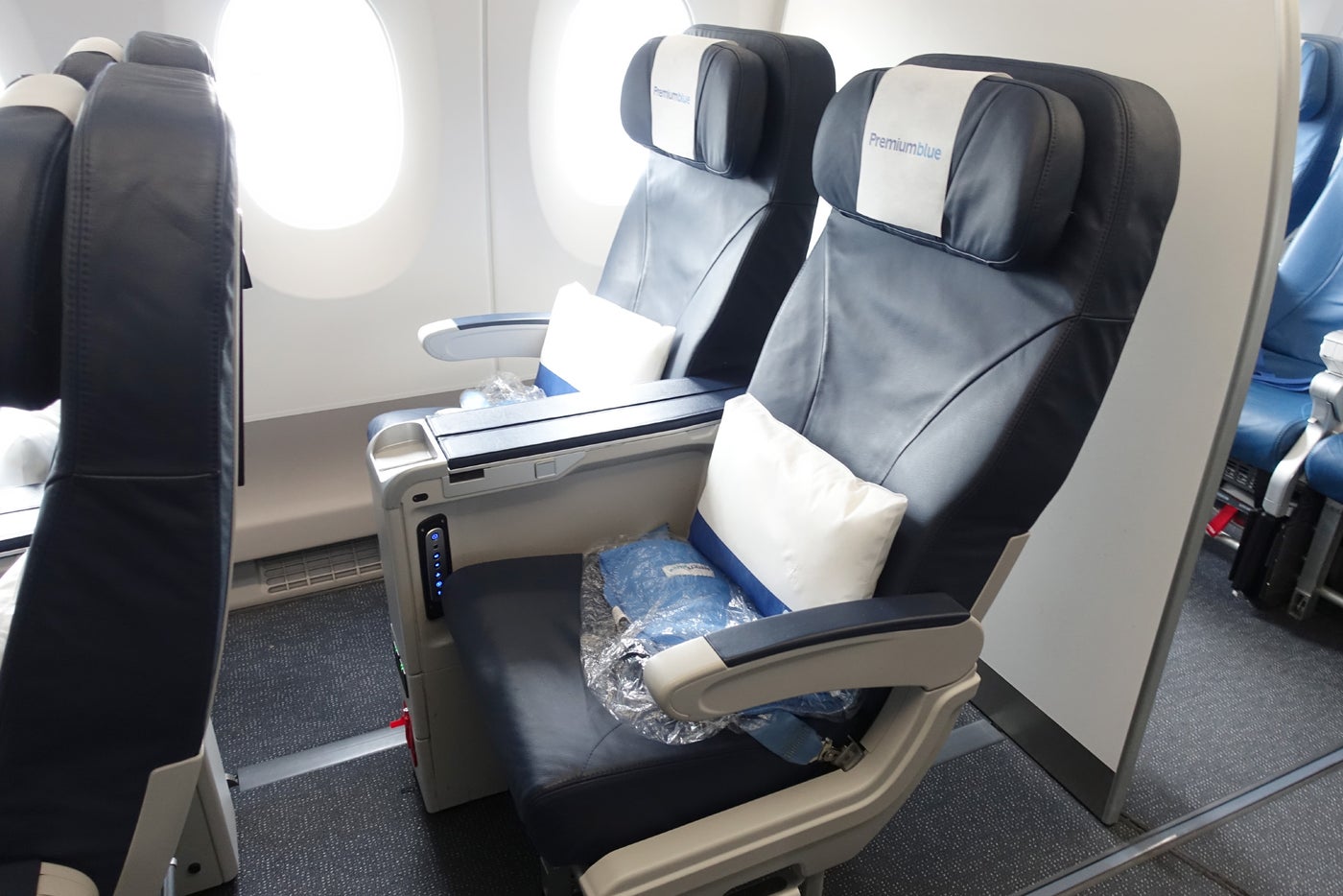 Review: French Bee A350-900 Premium Economy (PPT-SFO)