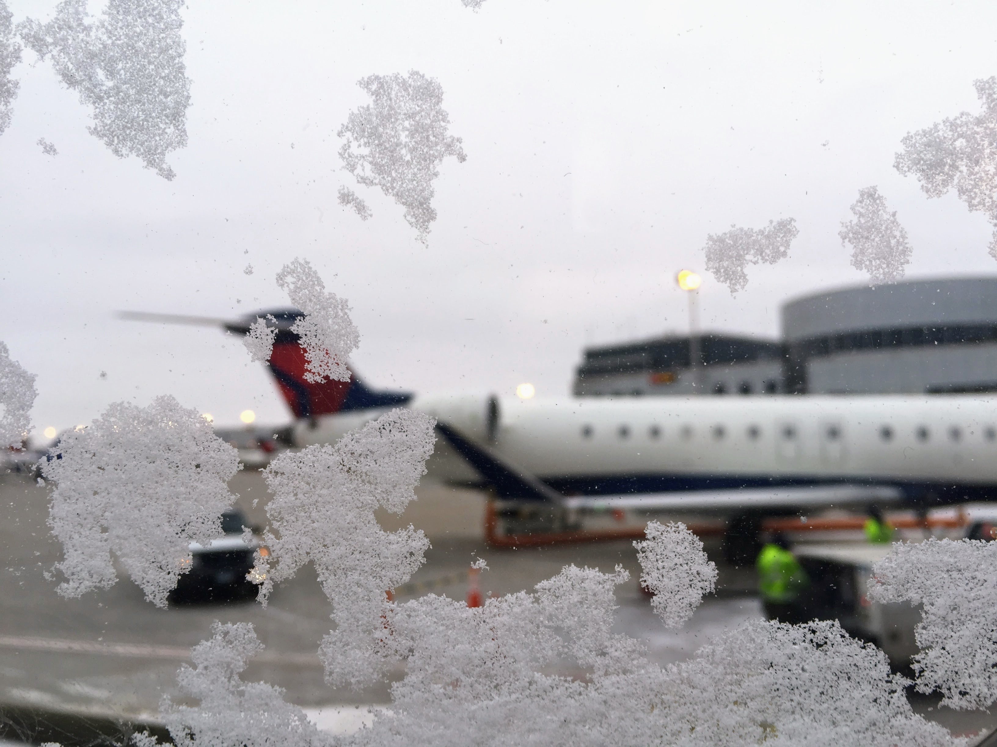 Delta MSP Airport Snow