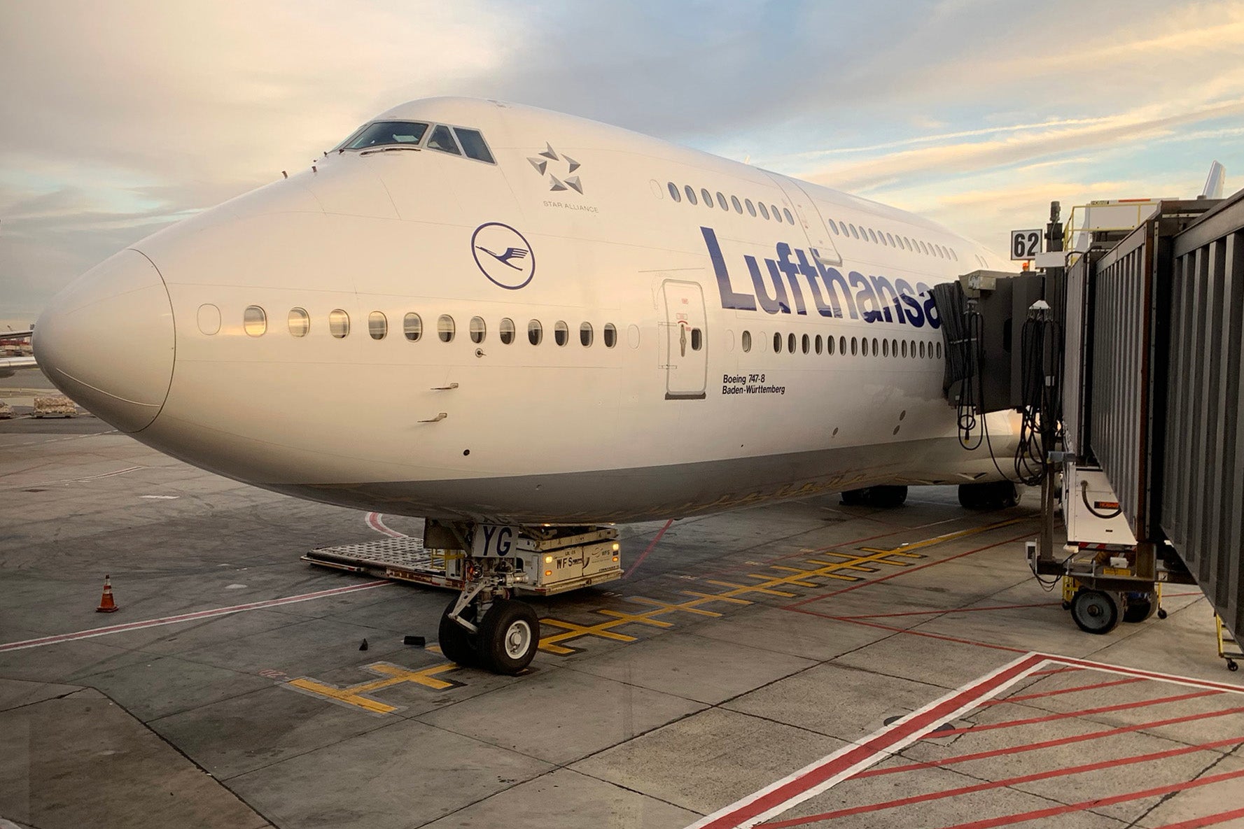 Lufthansa First Class 747-8 FRA-JFK Review ZH