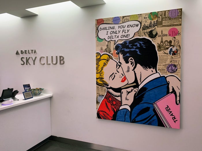 LAX Terminal 3 - Delta Sky Club Art