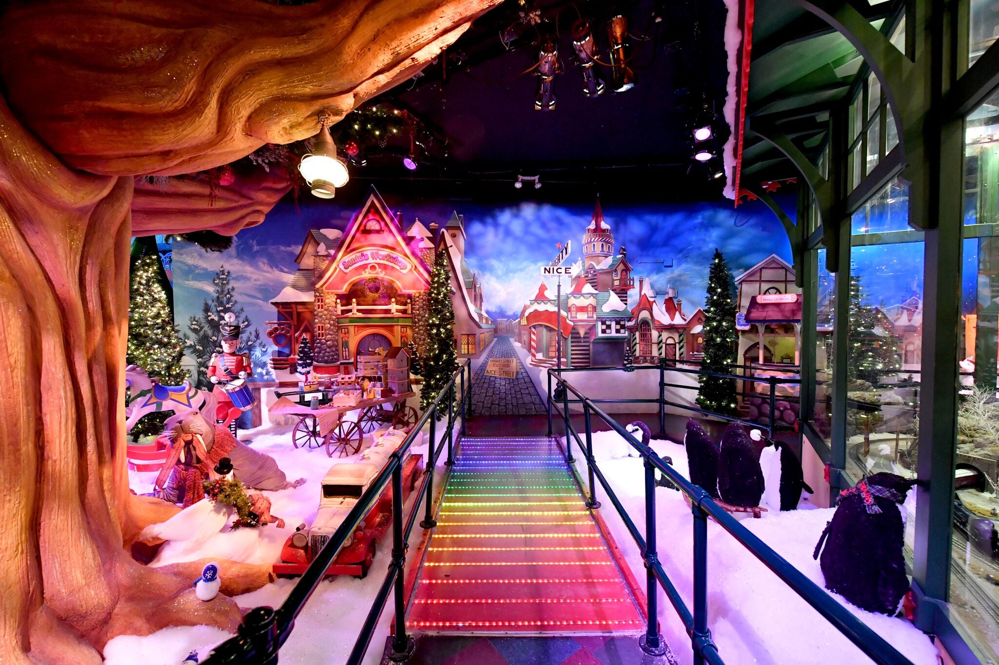 Reservations are going fast: Tips for visiting Santaland at Macy’s on 34th Stree..