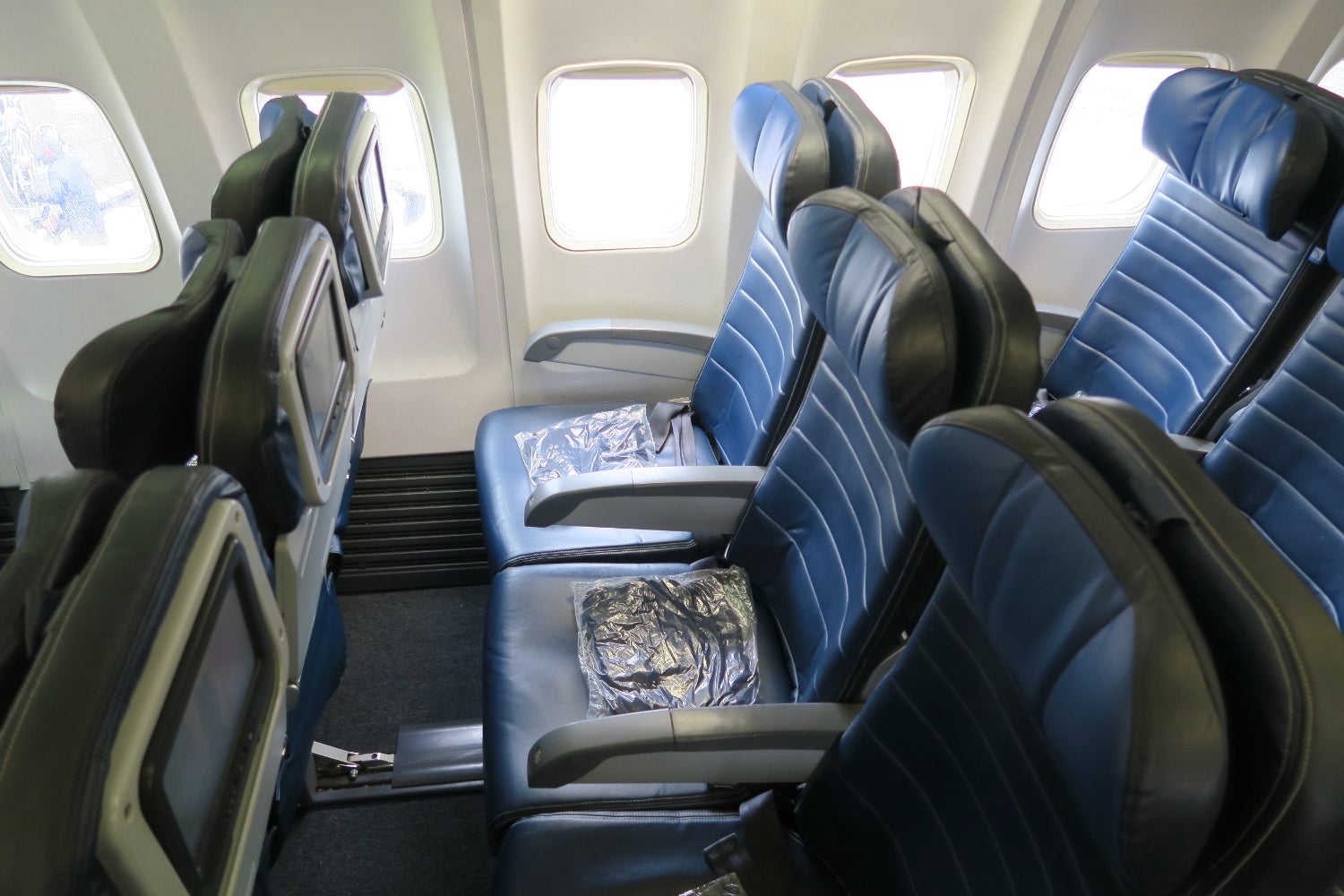 united airlines basic economy seat assignment