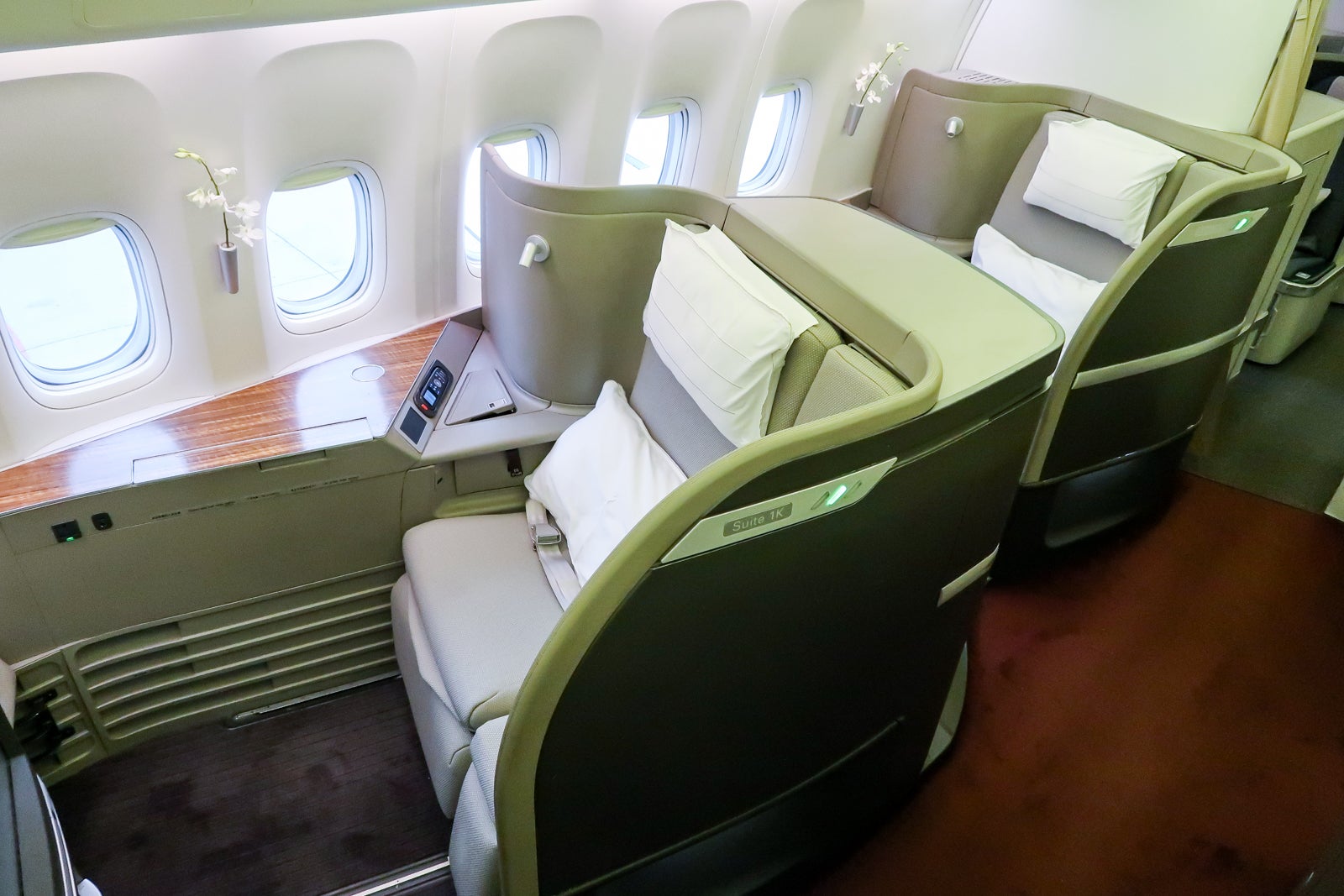 Cathay Pacific 777-300ER First Class HKG-BOS-17