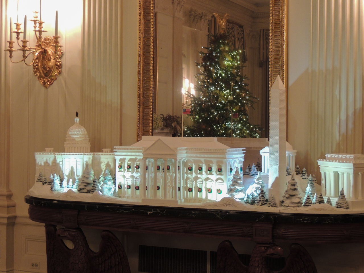 white house holiday decorations tour