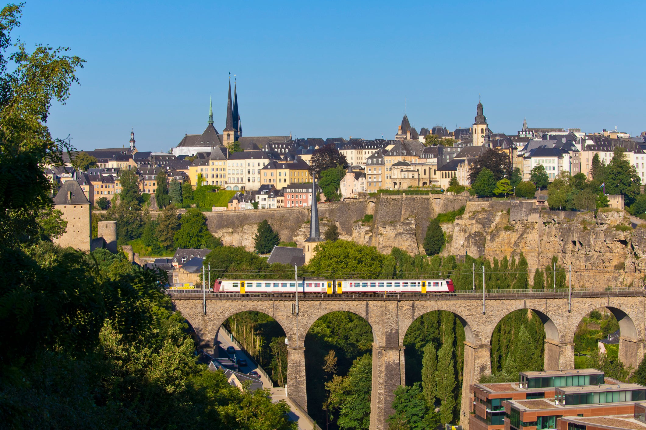 Germany, Saarland, Train, viaduct, cityscape, Luxemburg City