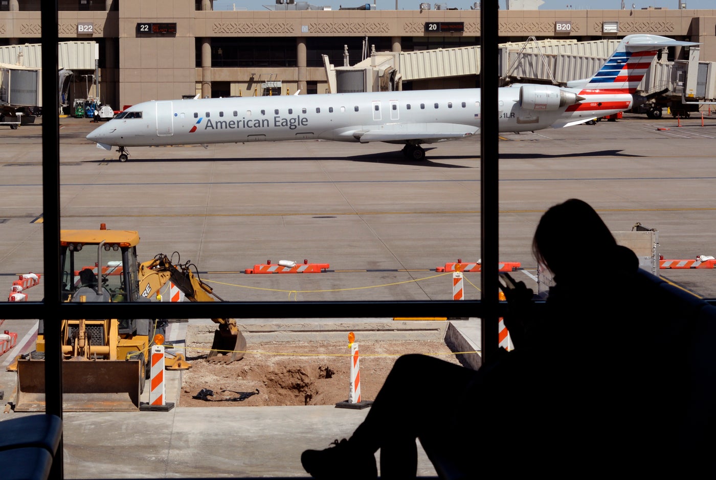 It's About to Become Much More Expensive to Eat at the Phoenix Airport