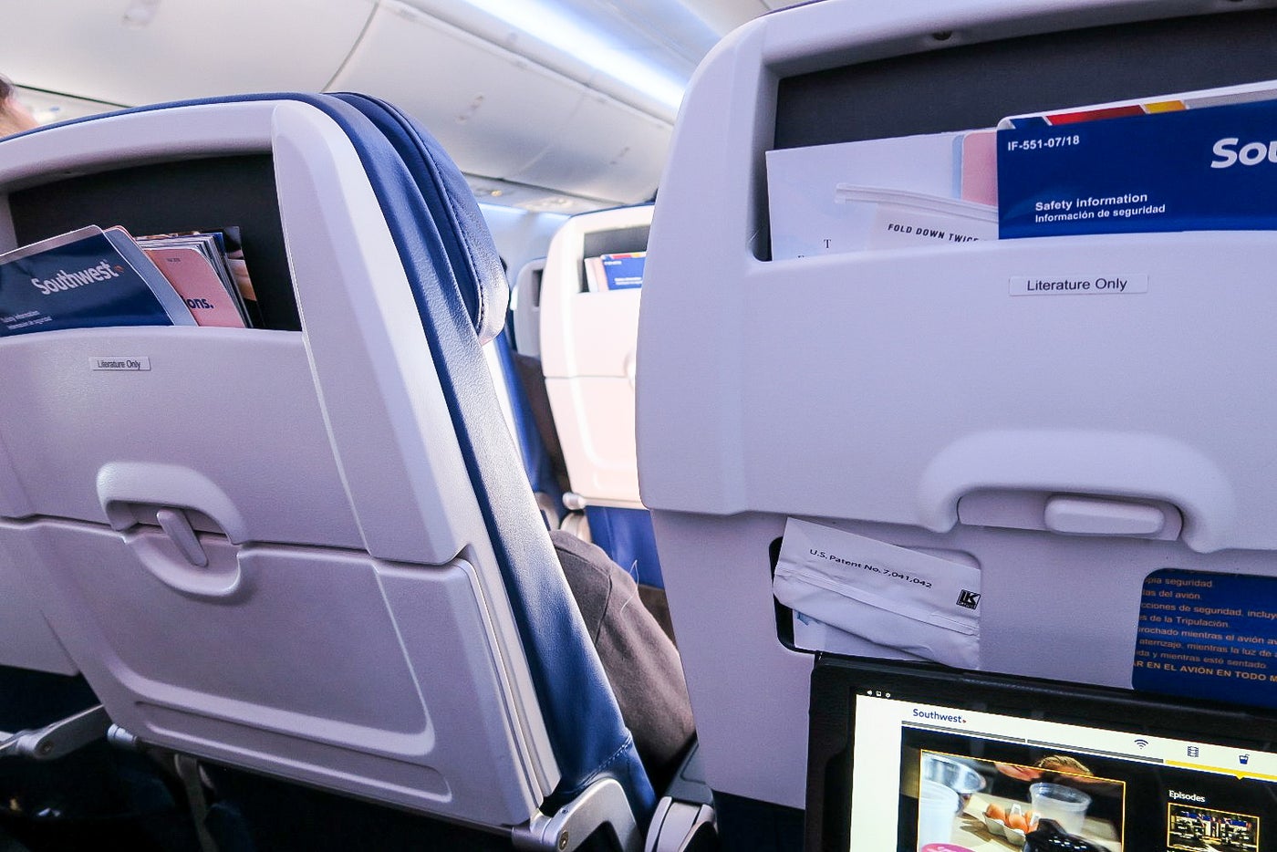 Review Southwest 737800 from Oakland to Newark