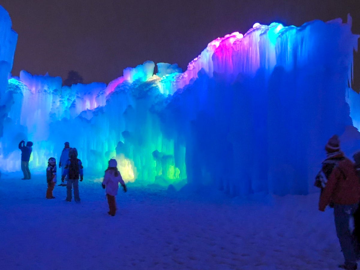 How to visit an ice castle in Colorado - The Points Guy