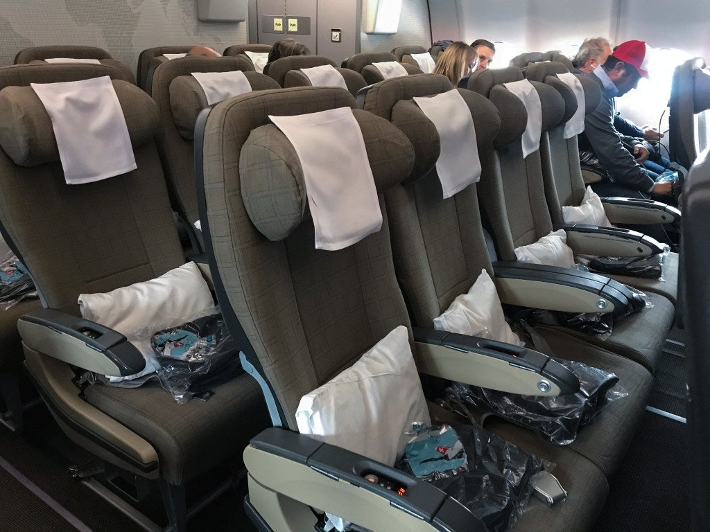 Review: Swiss Airlines A330 in Economy JFK-Zurich-Dubai - The