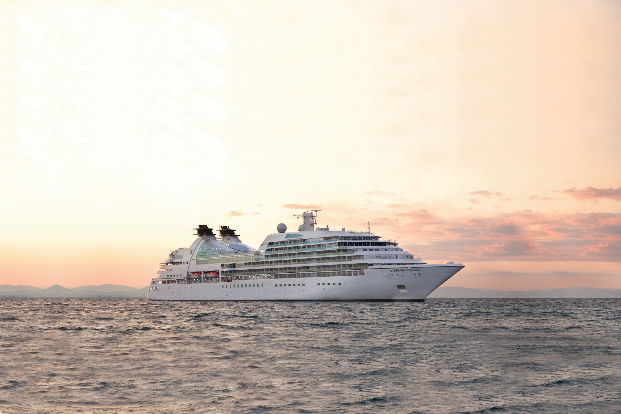 best cruise line luxury