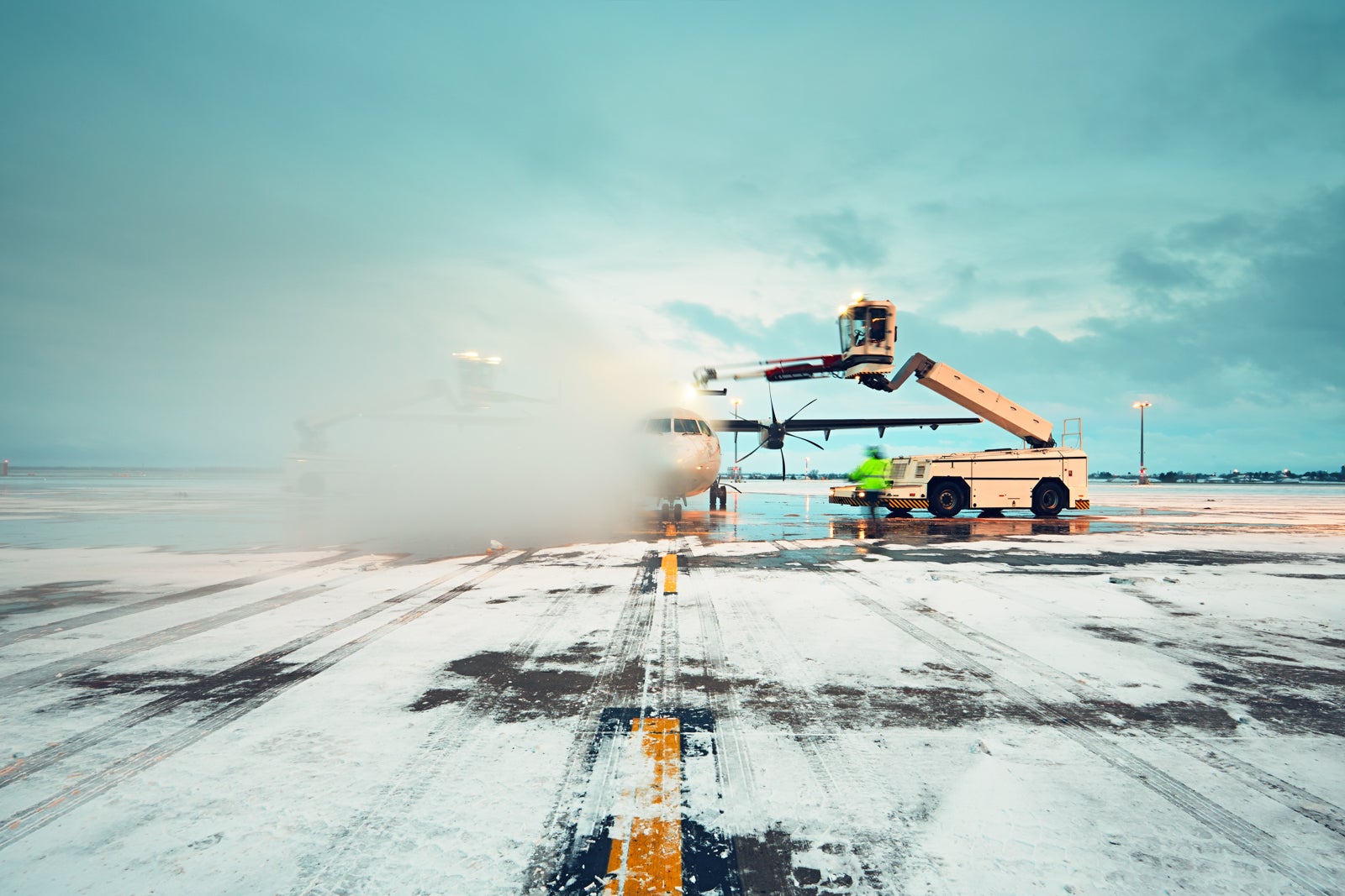 How the Severe Cold Affects Airport Ground Operations The Points Guy